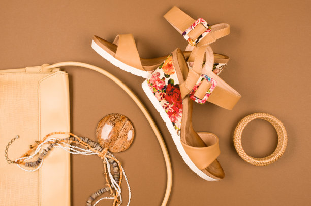 夏日女性时尚配饰图片下载