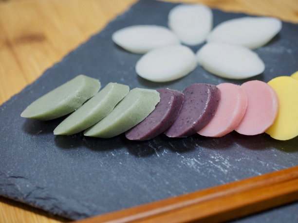 韩国食物，五色棒年糕图片下载