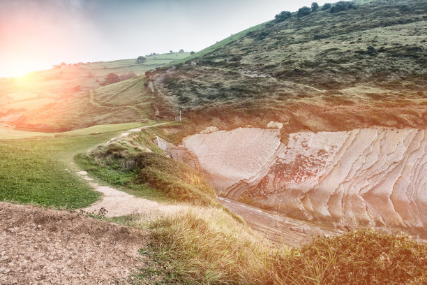 在Zumaia复理石。巴斯克的国家。西班牙图片下载