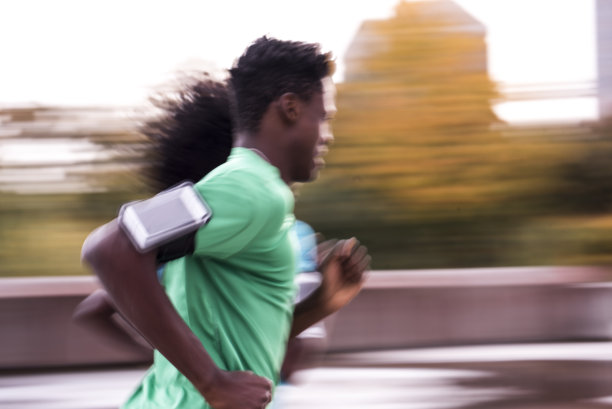 一起跑步图片下载