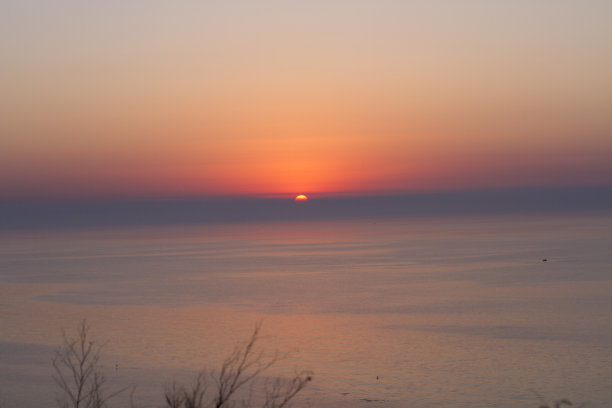 海上日出图片下载
