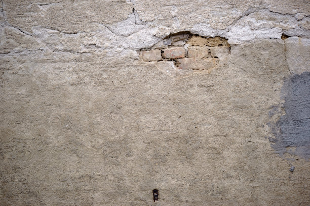 摇摇欲坠的墙图片下载