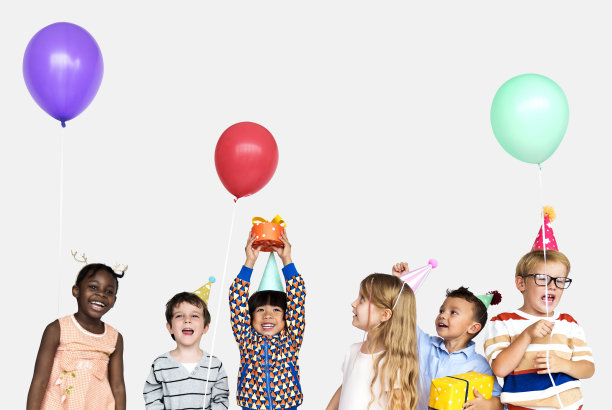 一群可爱可爱的孩子开派对图片下载