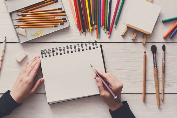 艺术家的工作场所，平面，俯视图，桌面图片下载