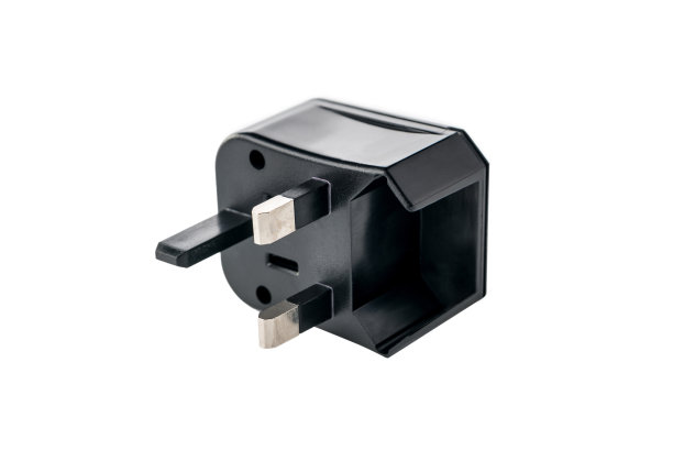 黑色适配器，用于白色隔离背景上的美国出口图片下载