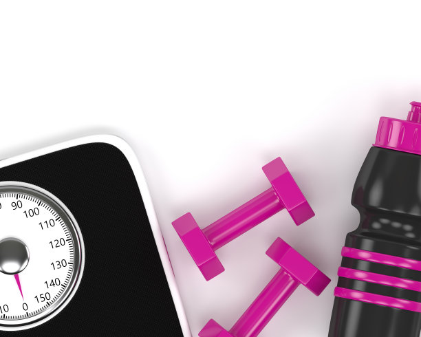 三维渲染的比例，哑铃和健身器在桌子上图片下载