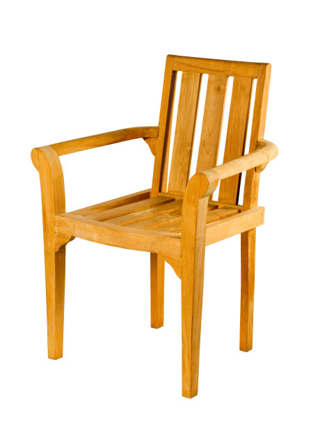 在白色背景上孤立的木制花园椅子。剪切路径。图片下载