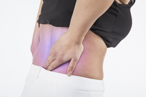 女子背痛素材图片
