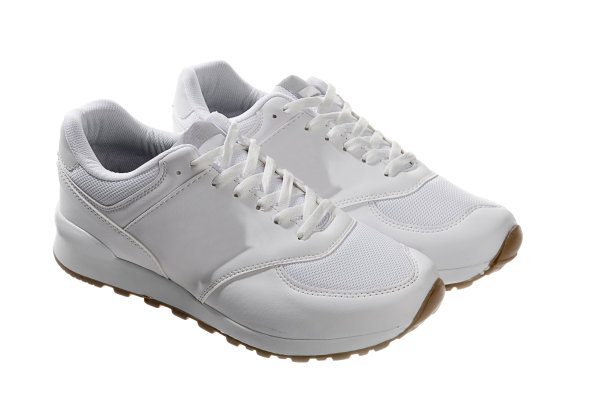 白色运动鞋图片下载