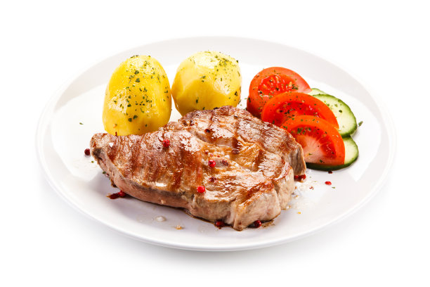 烤牛排配煮土豆和蔬菜图片下载