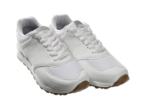 一双运动鞋图片下载