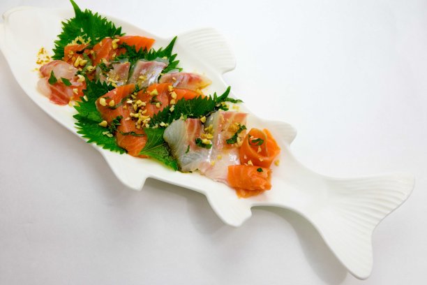 日本风格的生牛肉片素材图片