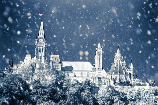 国会山，渥太华——冬天图片下载