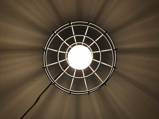 爱迪生的光图片下载