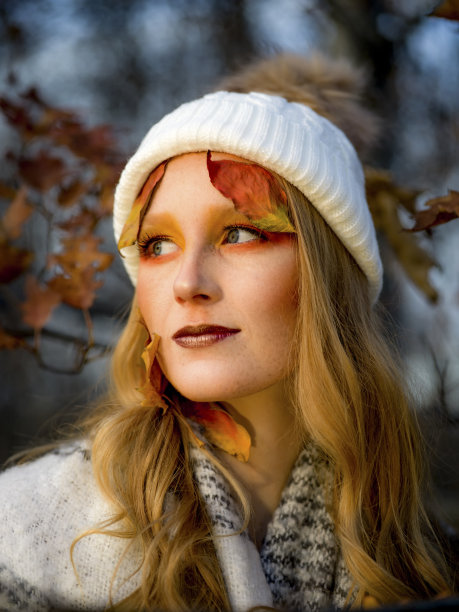 秋叶彩妆拍图片下载