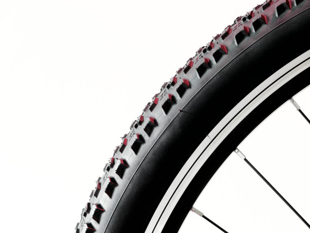 黑色和红色自行车轮图片下载