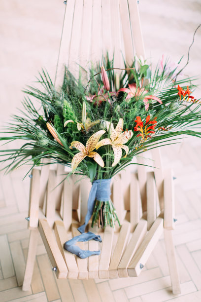 美丽的婚礼热带花束图片下载