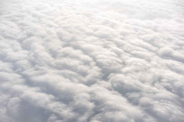 从上面拍摄的云层图片下载