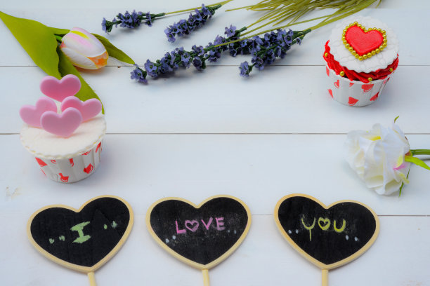 蛋糕。浪漫爱情的概念。情人节图片下载