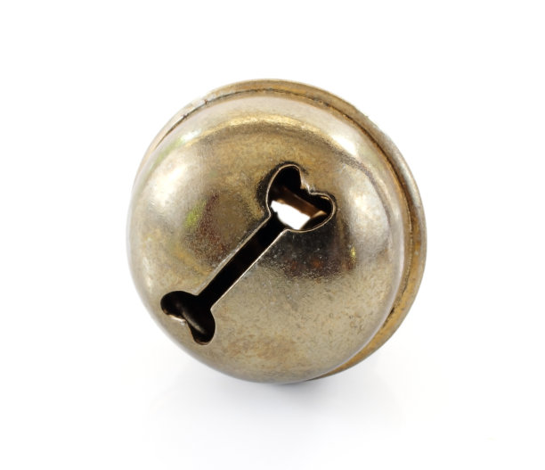 铃铛靠近白色背景图片下载