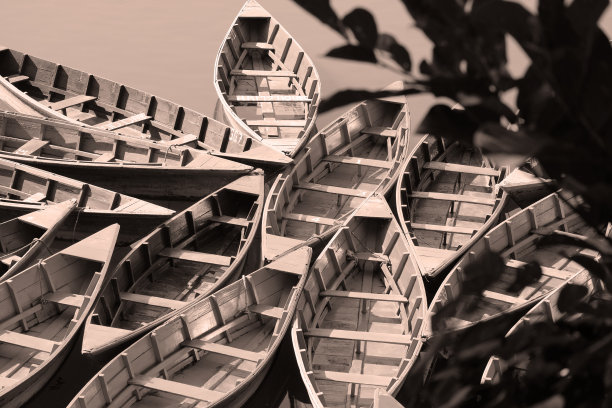 黑色和白色的船(色调)图片下载