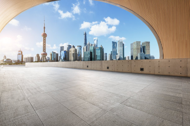 空荡的城市广场通道和现代城市商业建筑景观图片下载