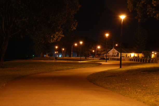 孤独的道路图片下载