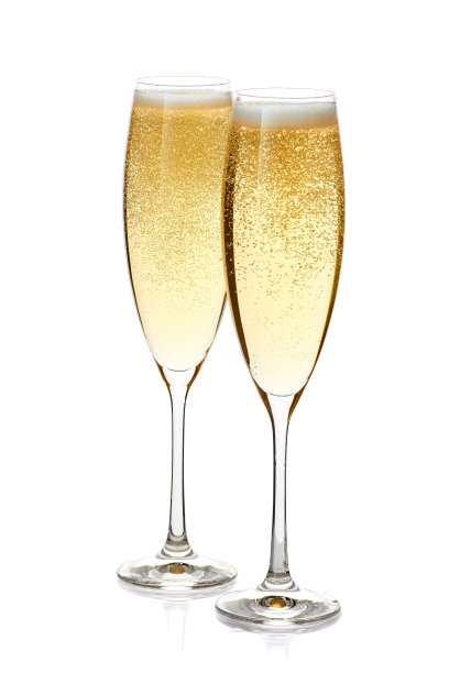 两杯有泡沫的香槟图片下载