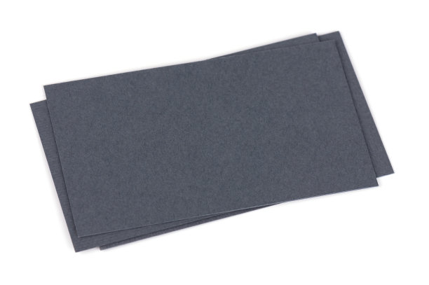 模拟的空白名片扇形堆叠。身份设计，公司模板，公司风格，空白名片孤立在白色背景。图片下载