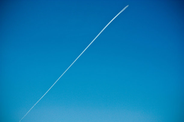 航迹云图片下载