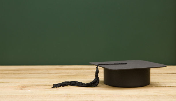 毕业典礼-某事物的结束和新事物的开始图片下载