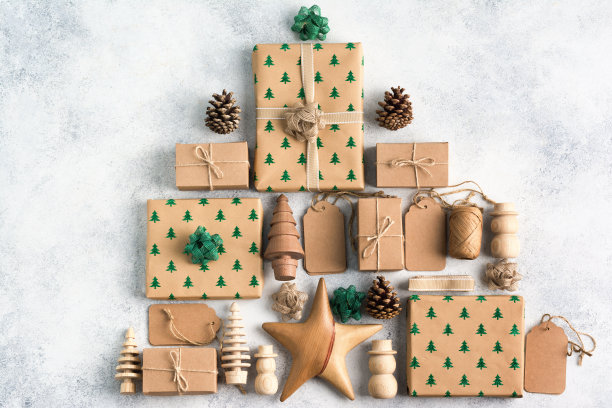 顶视图棕色盒子圣诞礼物素材图片