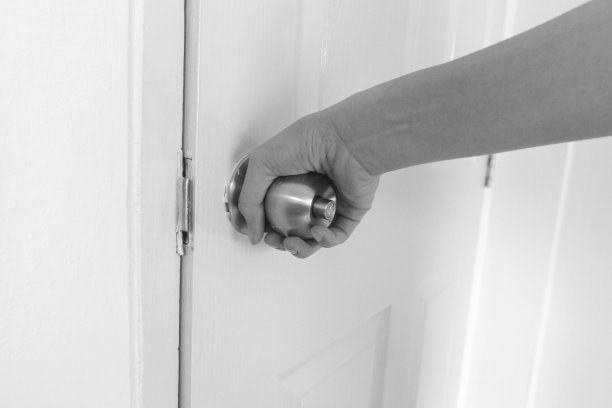 女士开门，女士关门，女士关门图片下载