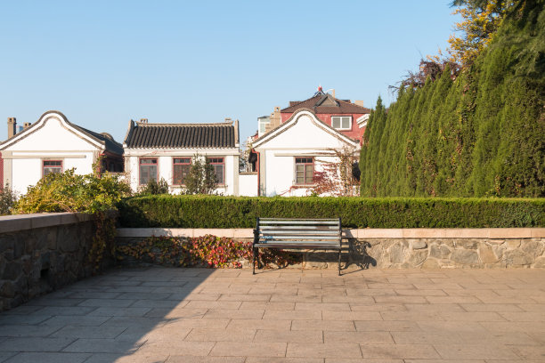 秋天的欧式庭院图片下载