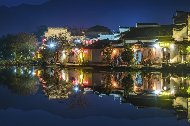 中国古代村庄的夜晚图片下载