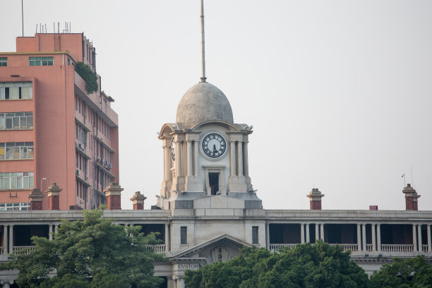 世纪钟楼图片下载