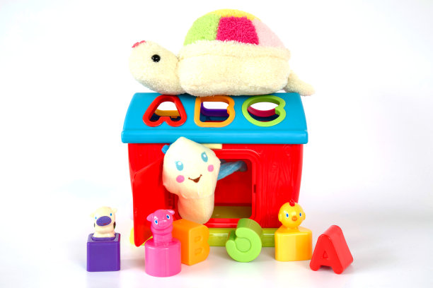 白色背景的儿童玩具，大脑发育图片下载