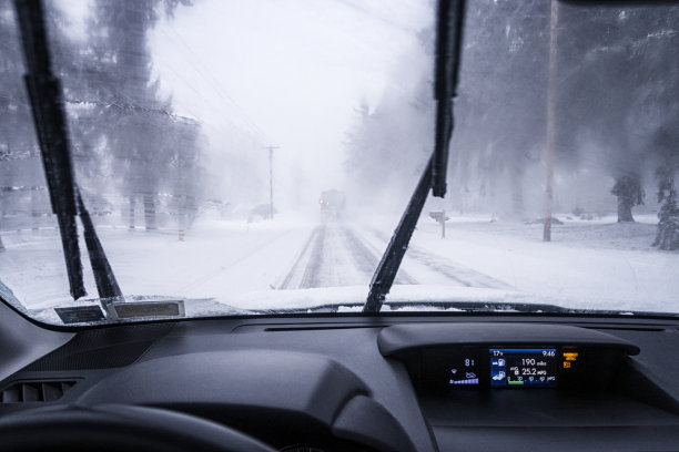 车窗图片素材ID：303485994