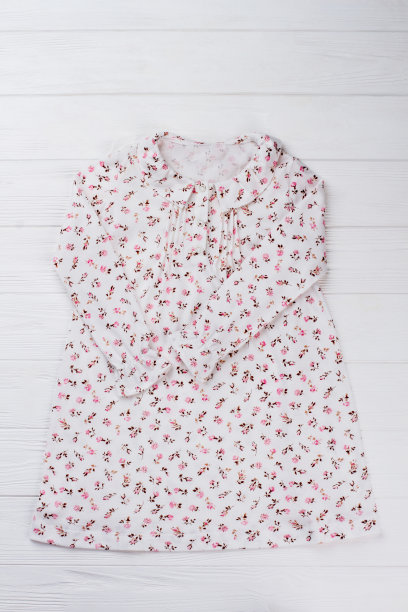 女孩的漂亮睡衣图片下载