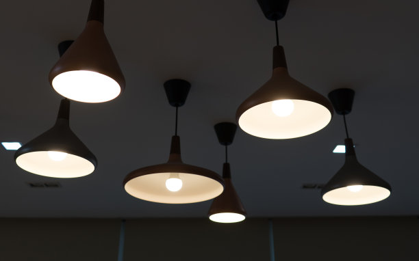 天花板照明装饰图片下载