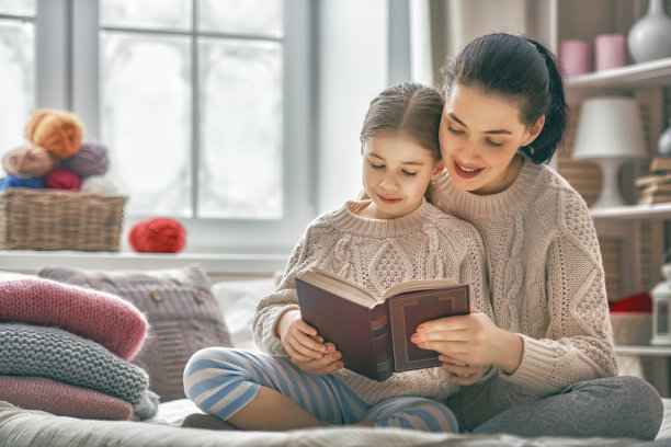 冬季家庭写真图片下载