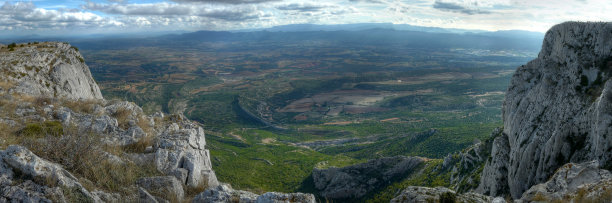 圣维克托瓦尔山图片下载