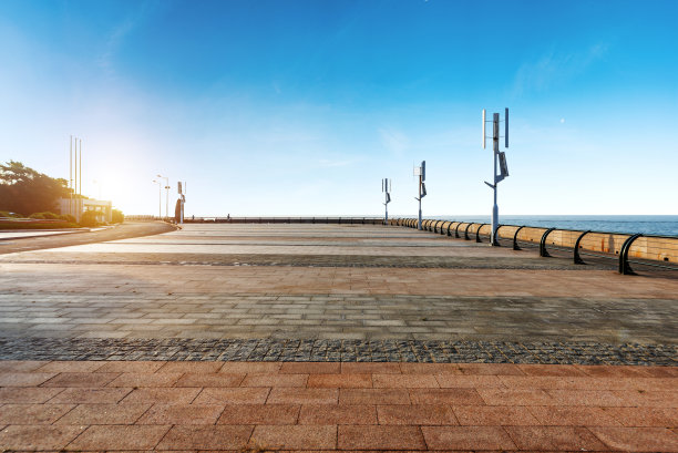 海洋天际线上空荡荡的木地板图片下载