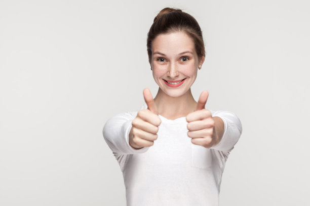 像信号。关注的脸。漂亮的女人素材图片