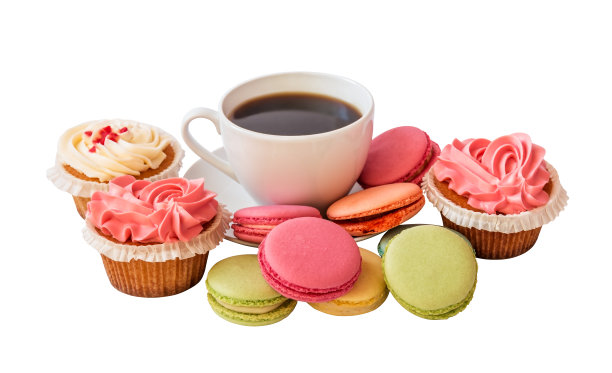 咖啡杯，五颜六色的马卡龙和纸杯蛋糕。有选择性的重点图片下载