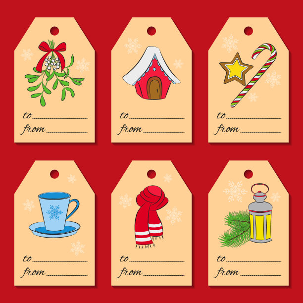 一组六个圣诞节或新年标签与节日图标和冬季标志。每张卡片上有不同的元素。用于您的设计，剪贴簿，礼品包装，在商店销售。向量图片下载