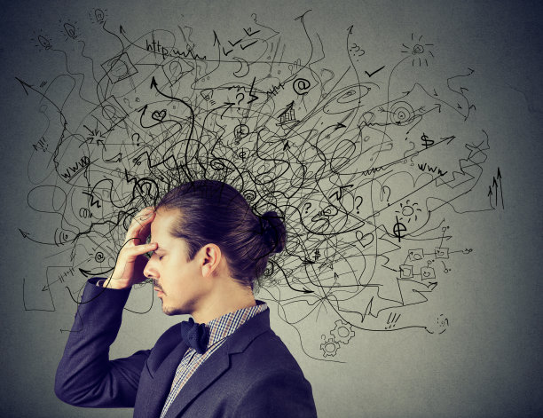 一个思想缜密，头脑混乱的人图片下载