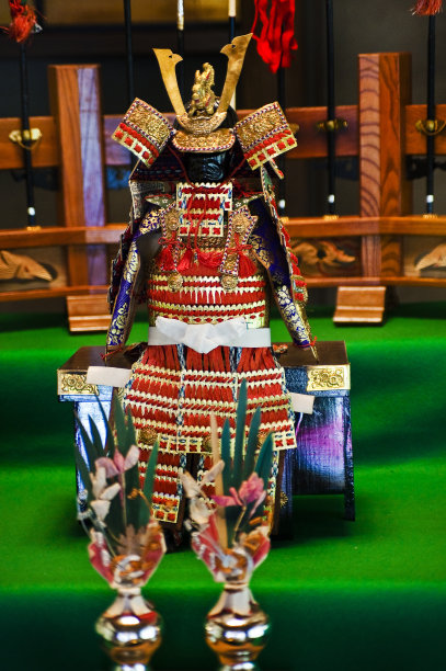 战士的洋娃娃图片下载