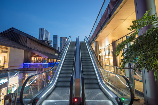 自动扶梯在户外图片下载