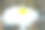 碎鸡蛋堆在一堆面粉上，准备拌成面包图片下载